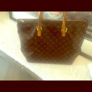 Louis Vuitton handbag! Great condition! Authentic